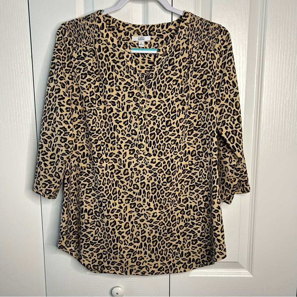 Croft & Barrow Women’s Cheetah Print V-Neck 3/4 Quarter Sleeves Size Medium